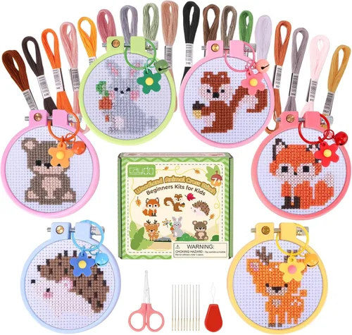 Miniatura 9 de Caydo Kit de punto de cruz de animales marinos de 6 piezas para niños con tela Aida estampada, aros de bordado, llaveros, herramientas de bordado e