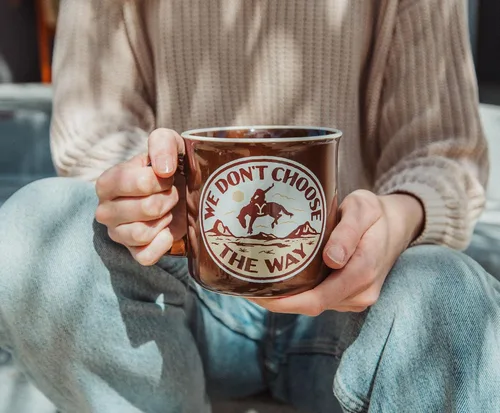 Miniatura 4 de Silver Buffalo Yellowstone We Don't Choose The Way - Taza de café grande para café expreso, té, cacao, capacidad para 20 onzas