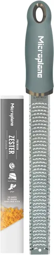 Miniatura 19 de Microplane Serie Premium Classic Zester 18/8, Negro - Rallador de Limón y Queso & Rallador de Vegetales - Cítricos, Queso Parmesano, Ajo, Jengibre