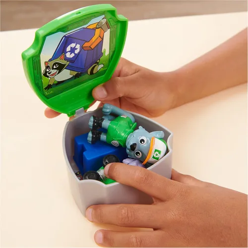 Miniatura 6 de PAW Patrol Big Truck Pups - Figura de acción Rocky con dron de rescate con plataforma central de comando de montaje en clic y amigo animal