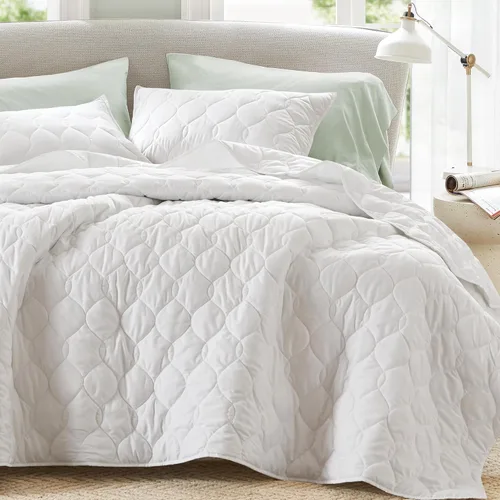 Miniatura 32 de Comfort Spaces Juego de edredón de tamaño King extragrande de color blanco de 120 x 118 pulgadas, colcha acolchada de microfibra ligera de verano