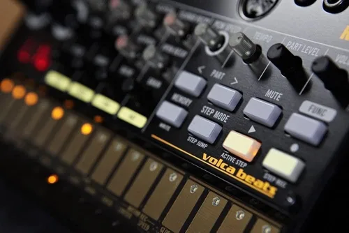 Miniatura 5 de Máquina analógica de ritmo Korg Volca Beats