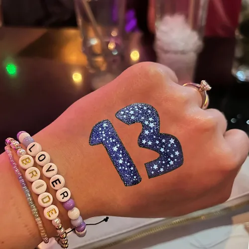 Miniatura 5 de 24 tatuajes que brillan en la oscuridad, 13 tatuajes temporales, 13 tatuajes temporales, tatuajes temporales de estrellas, accesorios de concierto