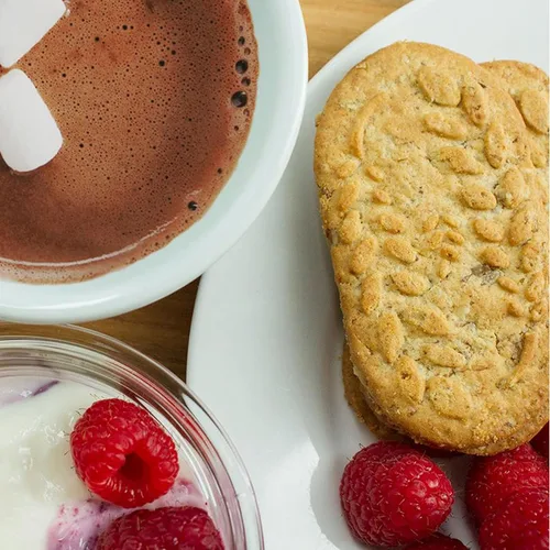 Miniatura 9 de belVita Galletas de desayuno con canela y azúcar morena, 12 paquetes (4 galletas por paquete)