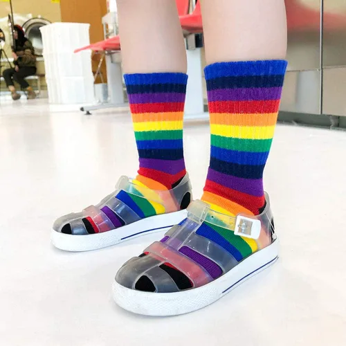 Miniatura 7 de EIAY Shop Calcetines de algodón con rayas arcoíris para niños y niñas grandes