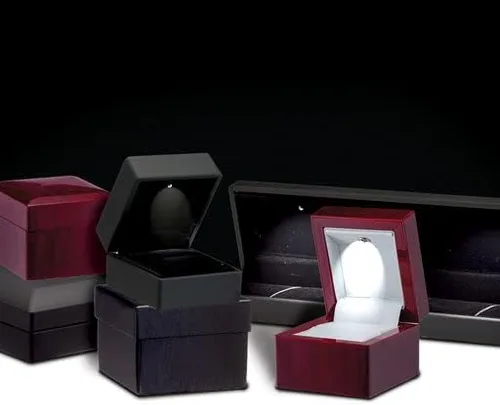 Miniatura 6 de Allure - Cajas de pendientes de lujo con luz LED, forma cuadrada, elegante estuche de aretes de diamante, para propuesta única, compromiso o boda