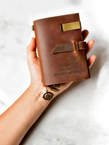 Miniatura 5 de Personalized Distressed Leather Journal by Left Coast Original