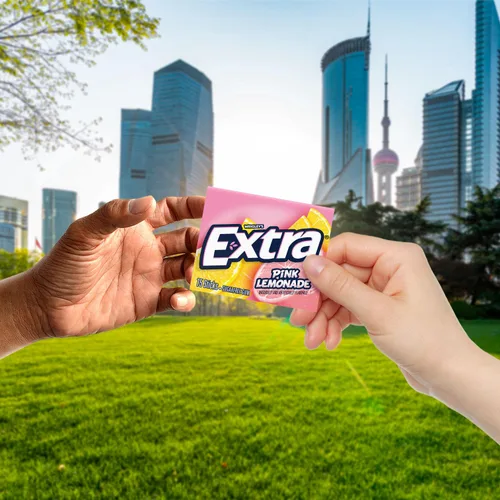 Miniatura 5 de EXTRA Goma de mascar de Limonada Rosa - Goma de mascar sin azúcar al por mayor, 10 paquetes por interior, total 150 palitos