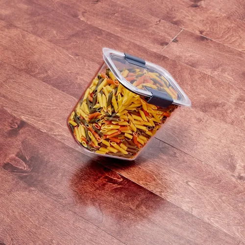 Miniatura 12 de Rubbermaid Brilliance - Recipientes de almacenamiento de alimentos sin BPA con tapas herméticas para cocina y despensa, incluye 3 recipientes