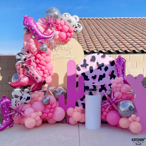 Miniatura 8 de KatchOn, Kit de arco de globos rosados – Paquete enorme de 141 Globos de San Valentín para decoraciones del día de San Valentín Decoraciones