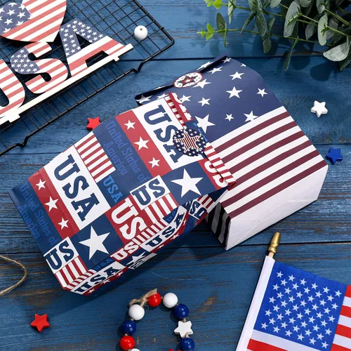Miniatura 4 de Whaline Paquete de 36 bolsas patrióticas con etiquetas adhesivas, 250 aniversario, bandera estadounidense, bolsa de regalo de papel kraft rojo