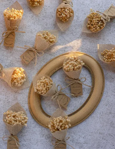 Miniatura 3 de Juego de 20 piezas de mini imanes con ramo de flores secas para recuerdos de boda rústicos, recuerdos de fiesta de baby shower para invitados, Blanco