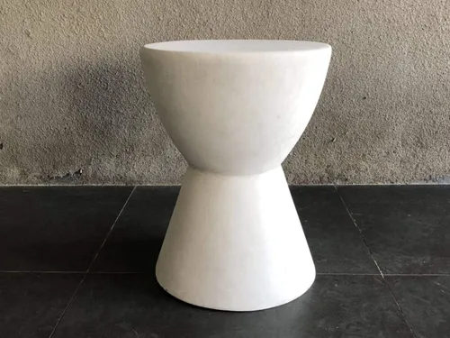 Miniatura 6 de Mesa auxiliar de hormigón ligera y moderna F13 - Adecuado para interiores o exteriores - Fácil limpieza - Tamaño: 13.78 x 13.78 x 17.72 pulgadas