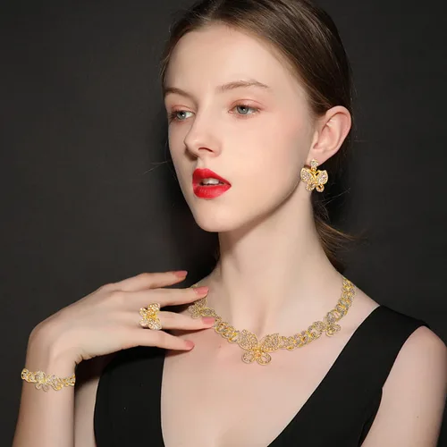 Miniatura 6 de SYHOL Collares de mariposa para mujer, collar de cadena cubana, pulsera con colgante de mariposa grande, collar de eslabones cubanos con diamantes