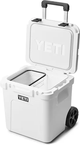 Miniatura 3 de YETI Roadie 48 - Hielera con ruedas y mango retráctil de periscopio Blanco