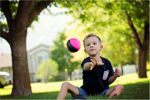 Miniatura 3 de LMC Products Mini balón de fútbol americano pequeño de espuma en espiral de 5 pulgadas para niños, paquete de 3 mini balones de fútbol para niños