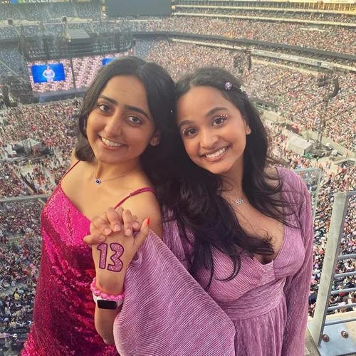 Miniatura 3 de 24 tatuajes que brillan en la oscuridad, 13 tatuajes temporales, 13 tatuajes temporales, tatuajes temporales de estrellas, accesorios de concierto