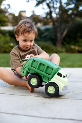 Miniatura 2 de Green Toys Camión de reciclaje, Green CB - Juego de simulación, habilidades motoras, vehículo de juguete para niños. Sin BPA, ftalatos, PVC. Apto