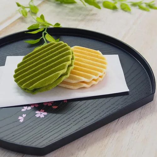Miniatura 3 de JapanBargain, Juego de 2 bandejas de servir lacadas japonesas, diseño Sakura, bandejas de plástico ligeras para té y sushi, 8-7/8 x 7-7/8 pulgadas