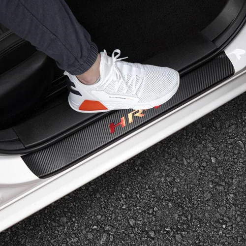 LEXLEY Protector de umbral de puerta de cuero estilo fibra de carbono para HRV HR-V 2023, 2024, 2025, 2026, 4 unidades, color rojo