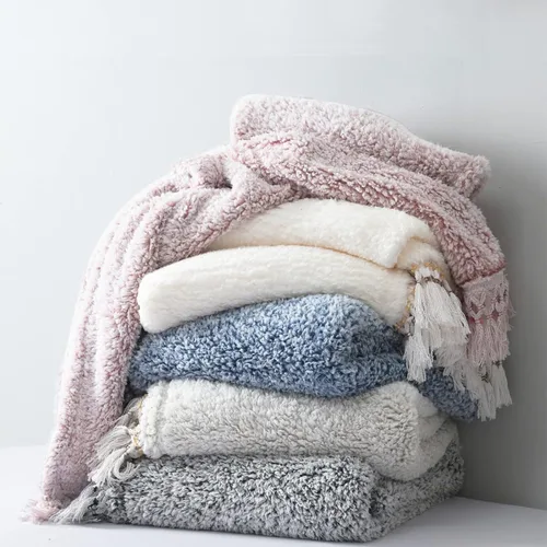 Miniatura 4 de Manta Sherpa de forro polar ultrasuave, tamaño Queen, manta de cama bohemia ligera y acogedora con borla decorativa, patrón reversible, 2 tonos