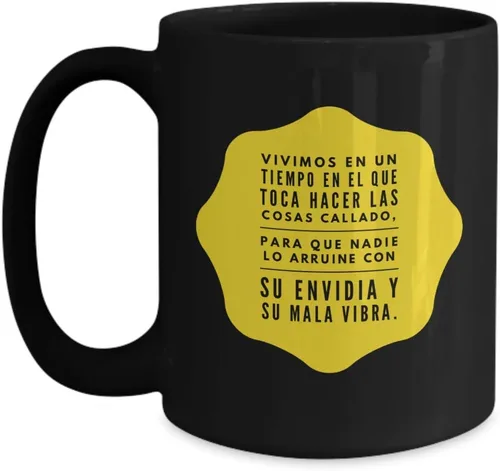 Taza de Cafe Vivimos Vaso, taza de téa divertidas, tazas personalizadas, taza de café inspiradoras, taza con mensajes positivos.