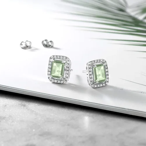 Miniatura 42 de Gem Stone King Aretes de plata de ley 925 con piedra natal Corte esmeralda de 0.315 x 0.236 in Aretes de halo para mujer