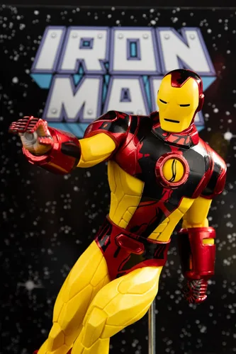 Miniatura 4 de McFarlane Marvel Iron Man - Juguete coleccionable a escala 1:6 con escena y cómic (Iron Man #256)