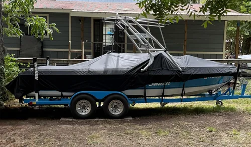 Miniatura 2 de Funda para Barco de Torre de Esquí y Wakeboard 900D Teñida en Solución 100% Impermeable con 11+6 Correas Resistentes al Viento para Cascos en V Negro