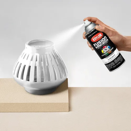 Miniatura 9 de Krylon Fusion All-In-One Paint & Primer K02727007 - Pintura en aerosol brillante, 12 onzas, blanco