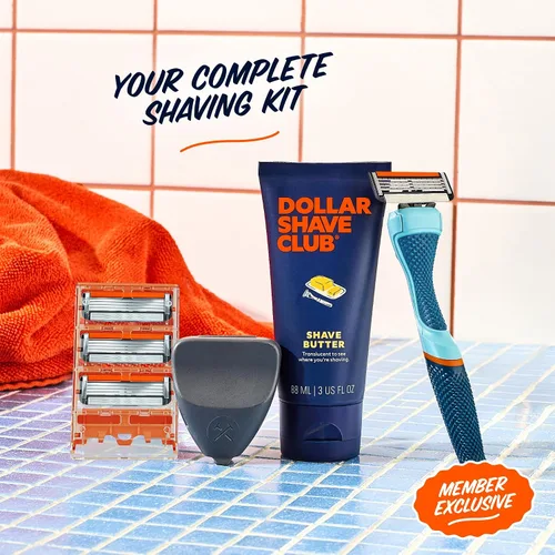 Miniatura 3 de Dollar Shave Club El juego de afeitado exclusivo para miembros 4 cartuchos de recambio Swift Rinse, 1 mango (azul), 1 mantequilla de afeitar