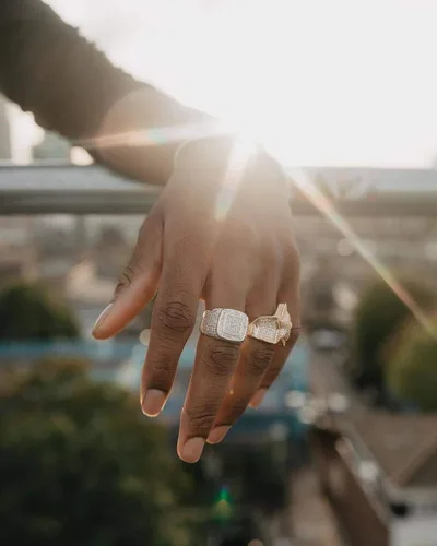 Miniatura 6 de JINAO - Anillo de oro de 18K ICED OUT, anillo de diamante simulado, banda Micropave para hombre