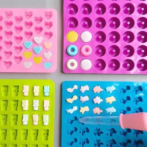 Miniatura 2 de LeLehome Juego de 5 moldes de silicona para gomitas, osos, dinosaurios, animales, donas, 261 cavidades con 2 goteros, antiadherentes, sin BPA