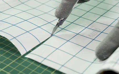 Miniatura 3 de VViViD Rollo de cinta de transferencia de vinilo transparente con rejilla de alineación azul, cinta de aplicación para letreros, manualidades