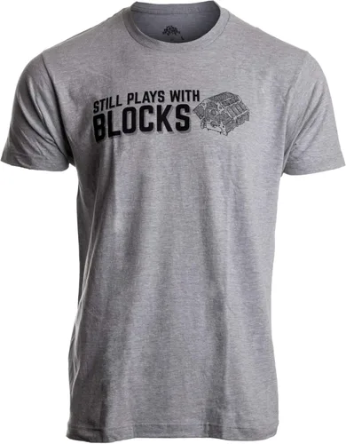 Camiseta para hombre Still Plays with Blocks Divertida camiseta de reparación de camiones mecánico de motor para hombre