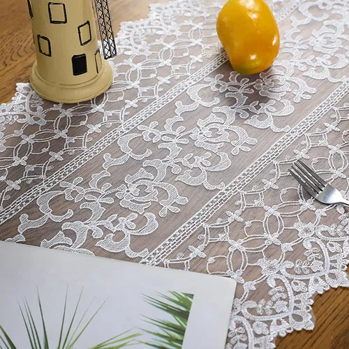 Miniatura 3 de Hsvanyr Camino de mesa de encaje blanco bordado pequeño suave cubierta de tocador bufanda clásica rectangular macramé mesa decoración 15 pulgadas x