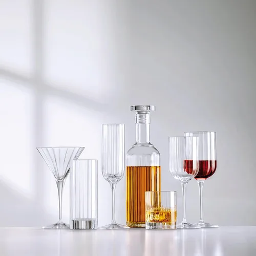 Miniatura 6 de Luigi Bormioli 11284/01 Bach - Juego de 4 copas de vino tinto transparentes de 13.5 oz