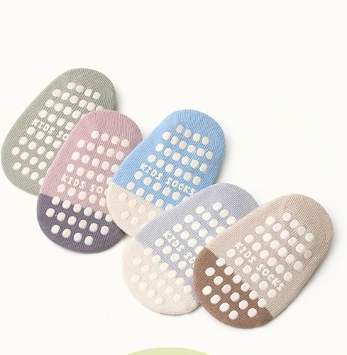 Miniatura 5 de Fly love 8 pares de calcetines de tobillo antideslizantes para bebés, calcetines de algodón con agarre bajo para niños pequeños, diseños de animales
