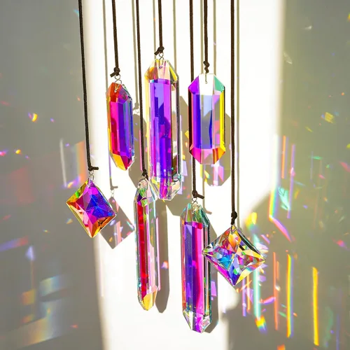 Miniatura 15 de HDCRYSTALGIFTS 7 piezas de prismas de cristal atrapasoles para colgar en ventanas, atrapasoles de cristal arcoíris colgantes para ventanas