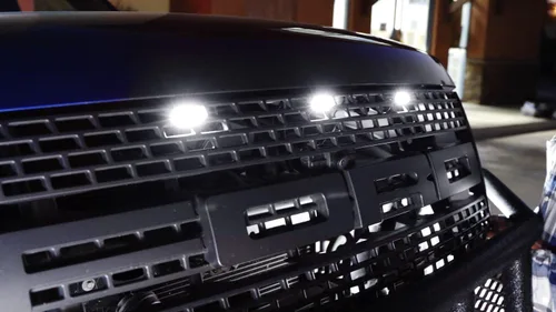 Miniatura 5 de iJDMTOY 3 lámparas de funcionamiento con rejilla LED blanca con lente ahumada compatibles con Ford Raptor 2010-14 y 17-20