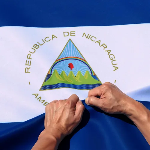 Miniatura 8 de ANLEY Fly Breeze - Bandera de Nicaragua de 3 x 5 pies, color vivo y a prueba de decoloración, cabecera de lona y doble costura, banderas nacionales