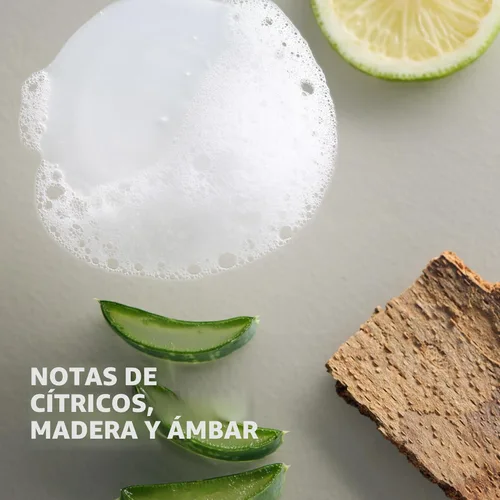 Miniatura 8 de Nivea Men Gel de baño de máxima hidratación para piel seca, enriquecido con aloe vera, gel de baño hidratante 3 en 1, cara y cabello, sin parabenos