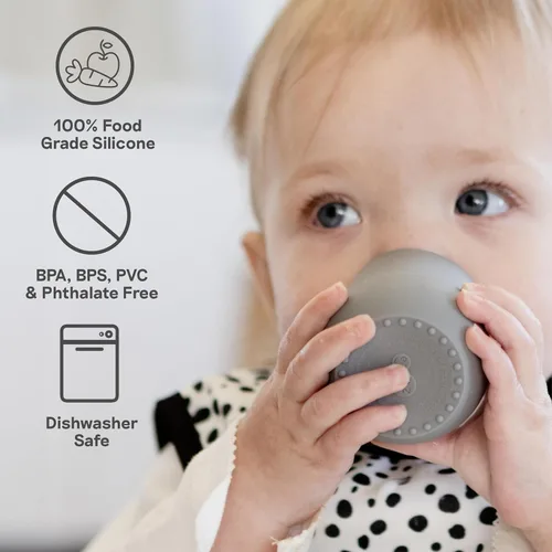 Miniatura 7 de ezpz Tiny Cup (Sage/Olive) – 4 meses en adelante – Taza de entrenamiento de 100% silicona para bebés – Diseñada por un especialista en alimentación