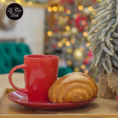 Miniatura 9 de Caja de regalo de té navideño Peace, Love and Joy, 1 lata de té verde de menta, 1 lata de té chai descafeinado y 2 agitadores de miel, bolsas de té