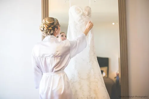 Miniatura 3 de Túnica de novia de satén personalizado - bata de boda blanca para novia