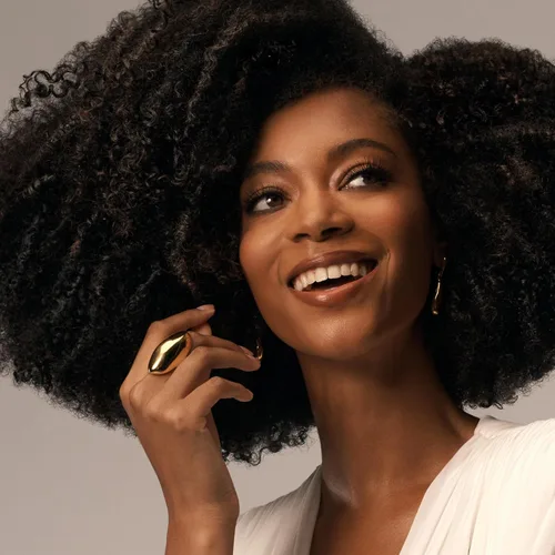 Miniatura 4 de Oribe Curl Shaping Mousse - Lightweight Volumizing Styling Foam For Wavy & Curly Hair - Shapes, Holds & Defines Curls & Waves - Tames Frizz, Adds