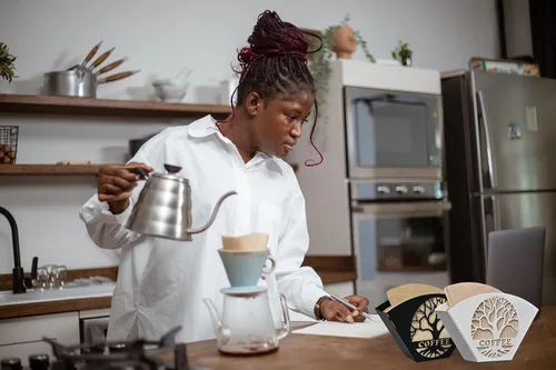 Miniatura 2 de Elegante soporte para filtro de café con forma de ventilador de hierro para extender uniformemente los filtros, estante de filtro de café