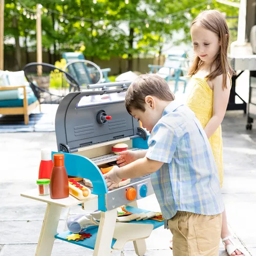 Miniatura 7 de Melissa & Doug Parrilla de barbacoa de madera de lujo, ahumador y horno de pizza, comida de juguete y accesorios de cocina para niños, juguetes