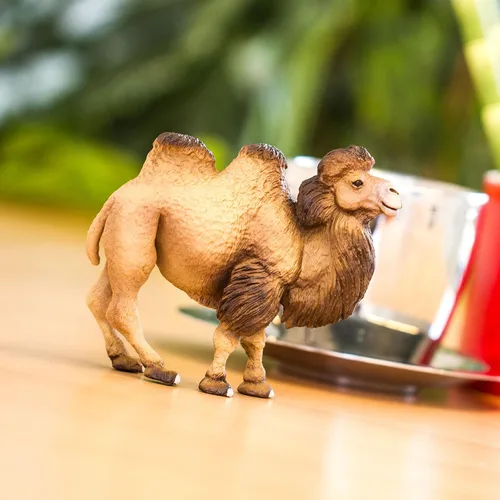 Miniatura 5 de Safari Ltd. Figura de camello bactriano, figura realista de vida silvestre de 4.25 pulgadas, juguete educativo para niños, niñas y niños a partir