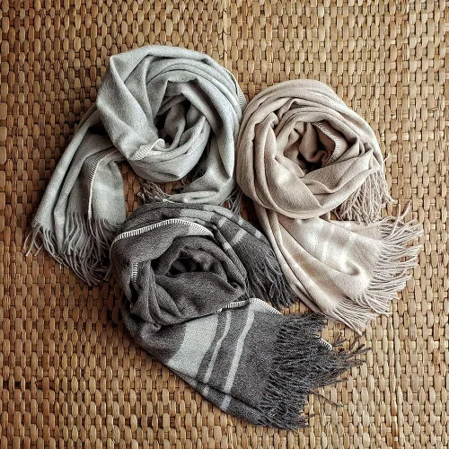 Miniatura 8 de Mountain Whipstitch - Manta ecológica de lana de alpaca 100% sin teñir, colores naturales, suave y cálido, diseño a rayas, 72 x 52 pulgadas